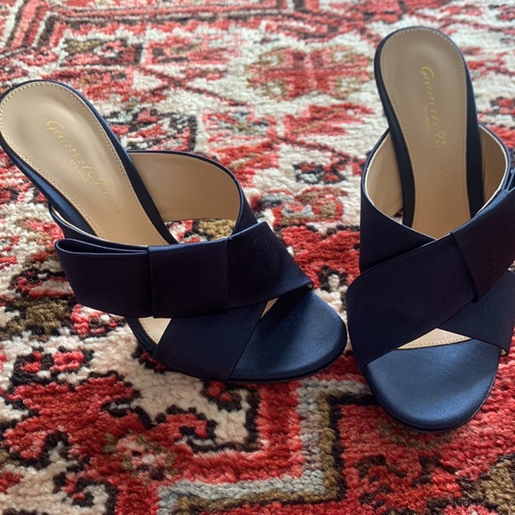 Gianvito Rossi satin mules - Picture 3 of 5